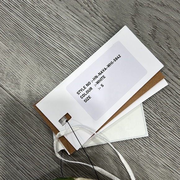 HEMANT AND NANDITA Corset Top in White Floral - Picture 4 of 7